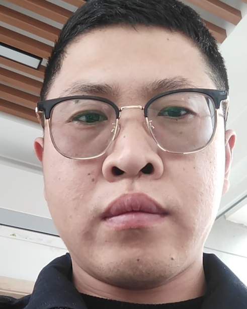 阿龙